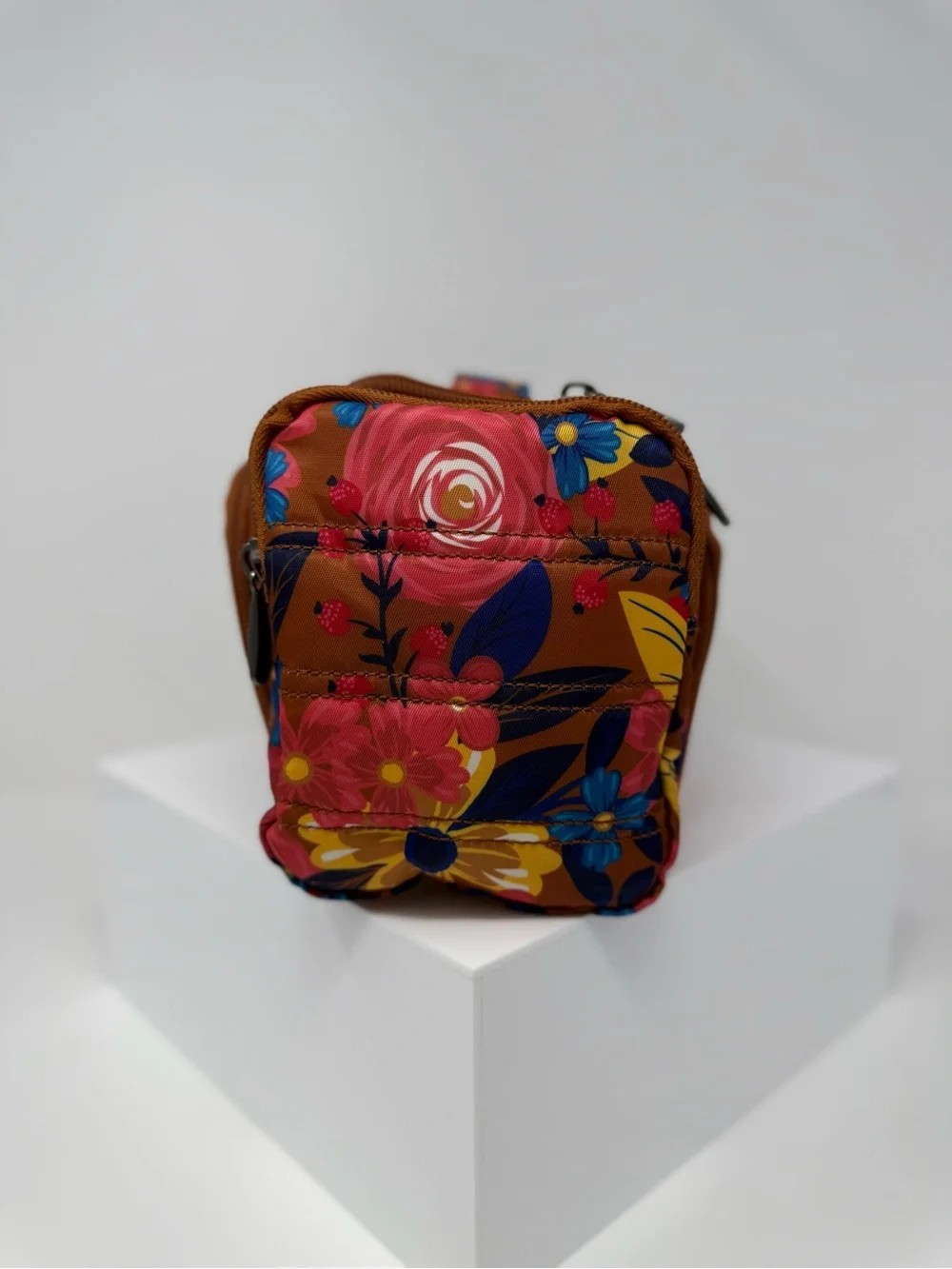 Lug Cosmetic Beauty Organizer Whim Copper Foulard Blue Floral Travel Case